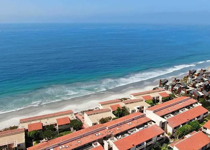 Oceanfront Views, Heated Pool, Hot Tubs, Parking